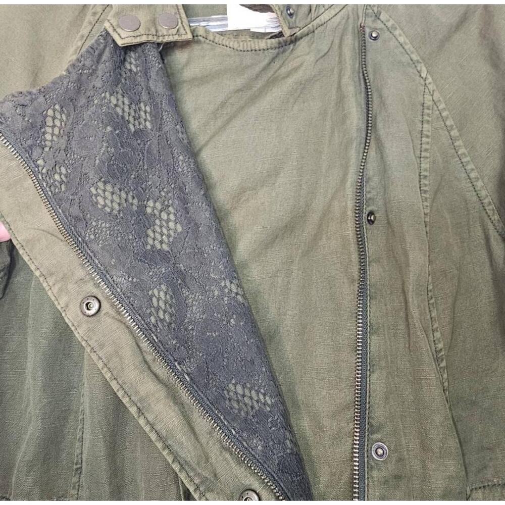 Anthropologie Hei Hei Camouflaged Lace Anorak Jacket Green 
Size Midium - Picture 9 of 13
